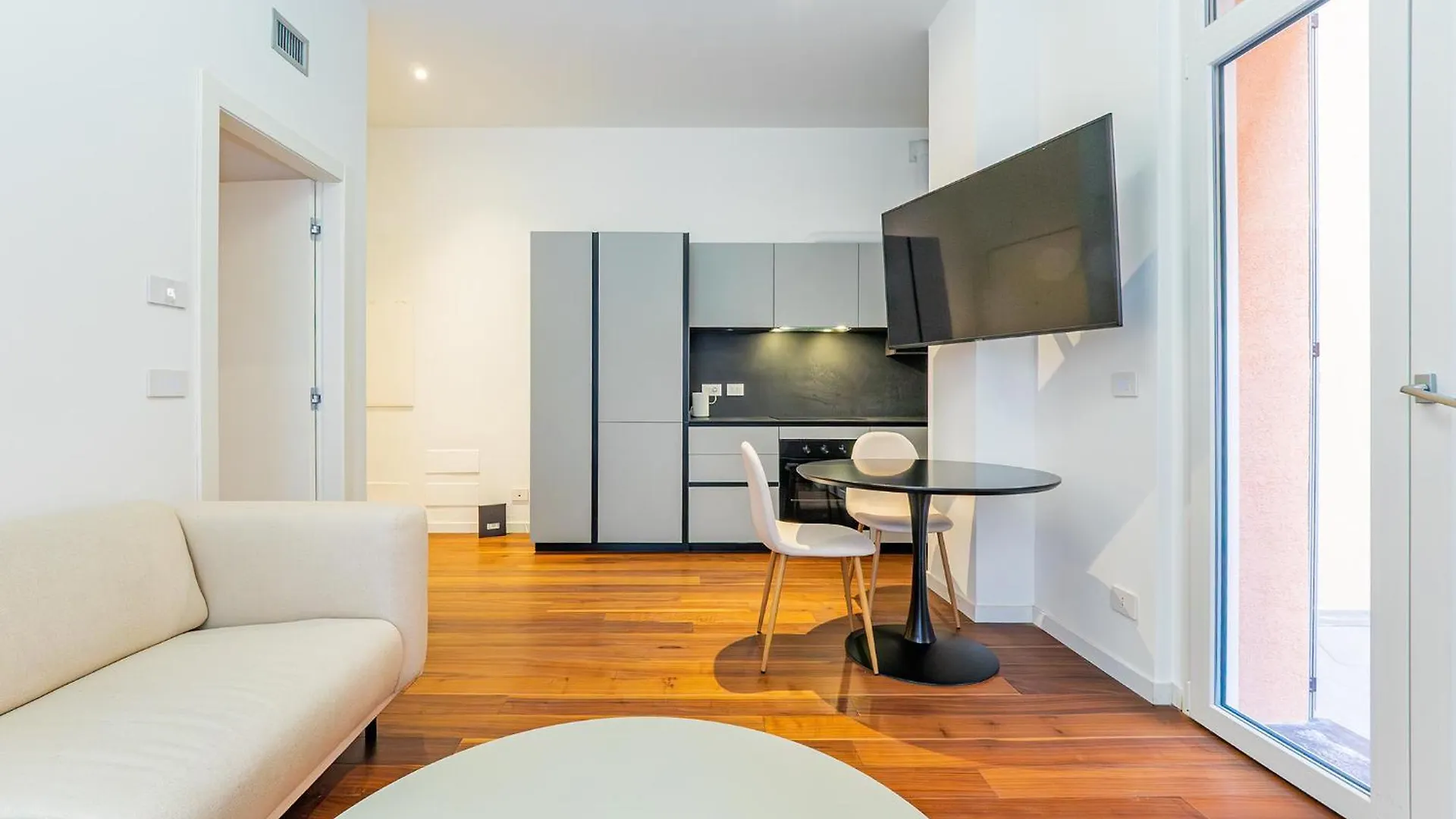 Baires Apartment Mediolan